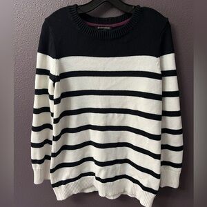 Black and White Striped Sweater Size Large NWOT